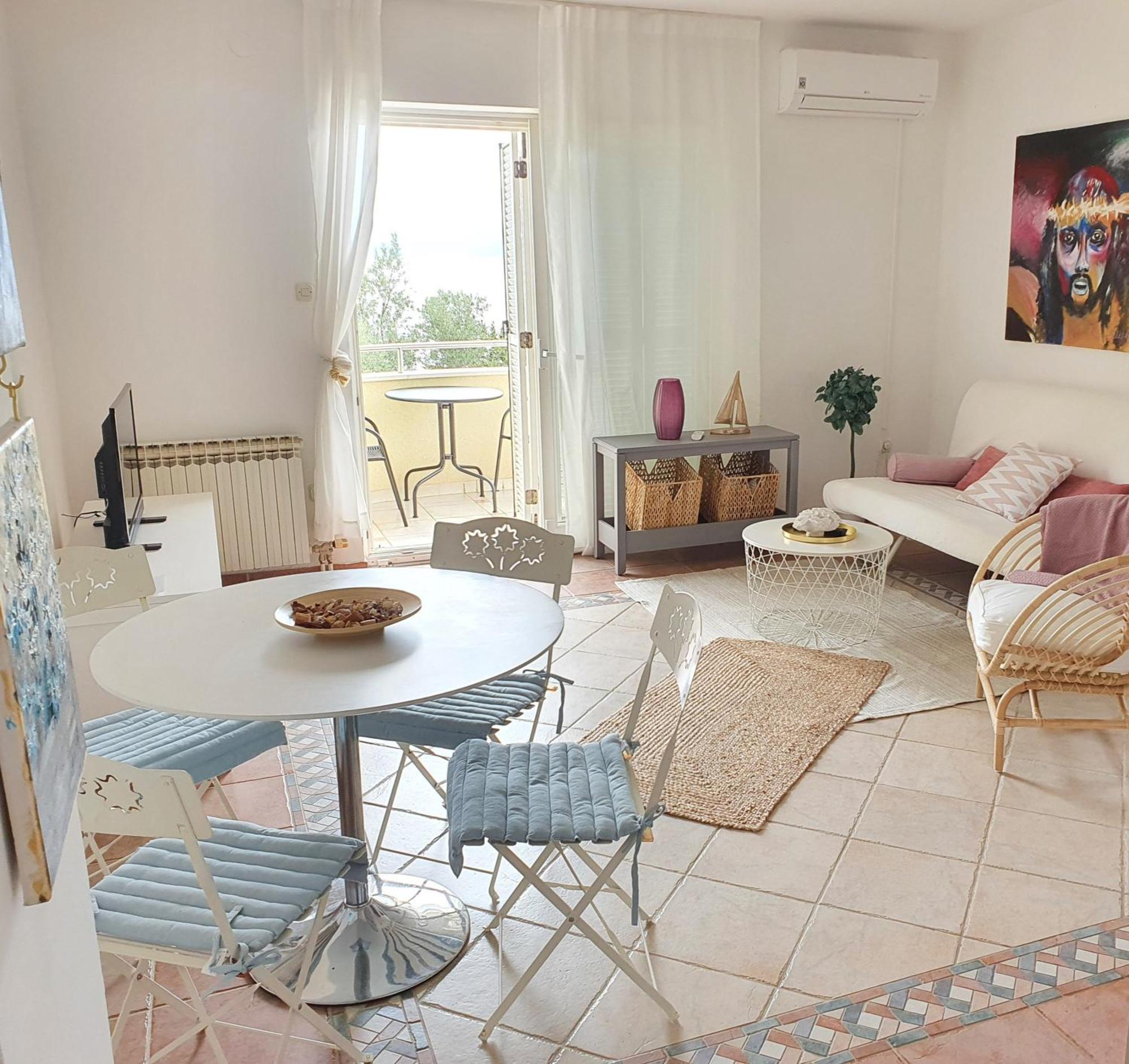 Apartments Lukas Novi Vinodolski Pokoj fotografie